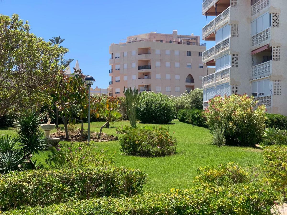 לה מאטה Holiday Apartments La Mata מראה חיצוני תמונה